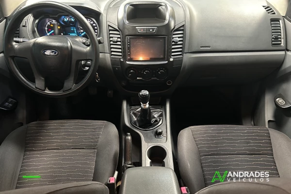 Foto 5: ford Ranger CD XL 2.2 diesel 2014 Foto 5: ford Ranger CD XL 2.2 diesel 2014