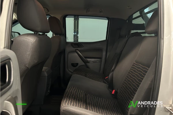 Foto 12: ford Ranger CD XL 2.2 diesel 2014 Foto 12: ford Ranger CD XL 2.2 diesel 2014