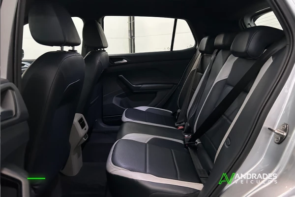 Foto 2: t-cross 250 tsi highline turbo automatico 1.4 completo 2021 Foto 2: t-cross 250 tsi highline turbo automatico 1.4 completo 2021