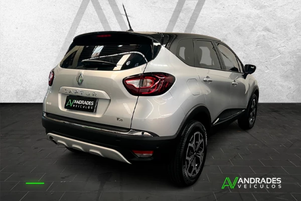 Foto 7: captur iconic 1.3 automatico completo 2023  Foto 7: captur iconic 1.3 automatico completo 2023