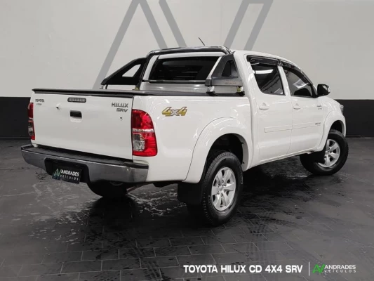 Foto 9: Toyota Hilux CD SRV 4X4 2.7 FLEX AUT. Foto 9: Toyota Hilux CD SRV 4X4 2.7 FLEX AUT.