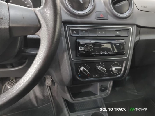 Foto 4: VOLKSWAGEN GOL 1.0 TRACK Foto 4: VOLKSWAGEN GOL 1.0 TRACK