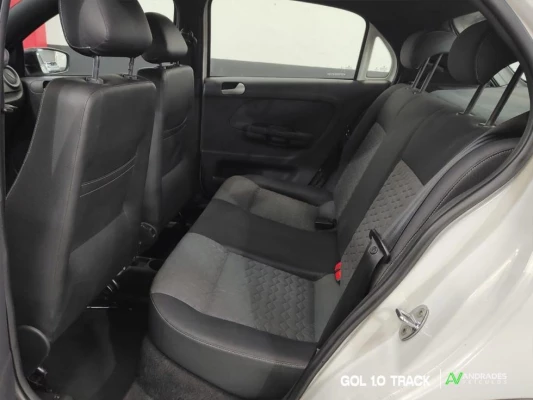 Foto 8: VOLKSWAGEN GOL 1.0 TRACK Foto 8: VOLKSWAGEN GOL 1.0 TRACK