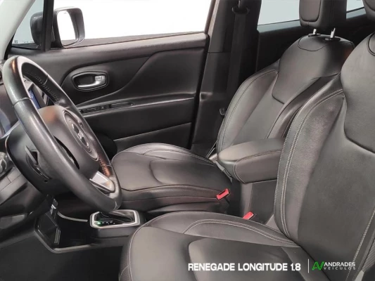 Foto 7: Jeep Renegade Longitude 1.8 Foto 7: Jeep Renegade Longitude 1.8
